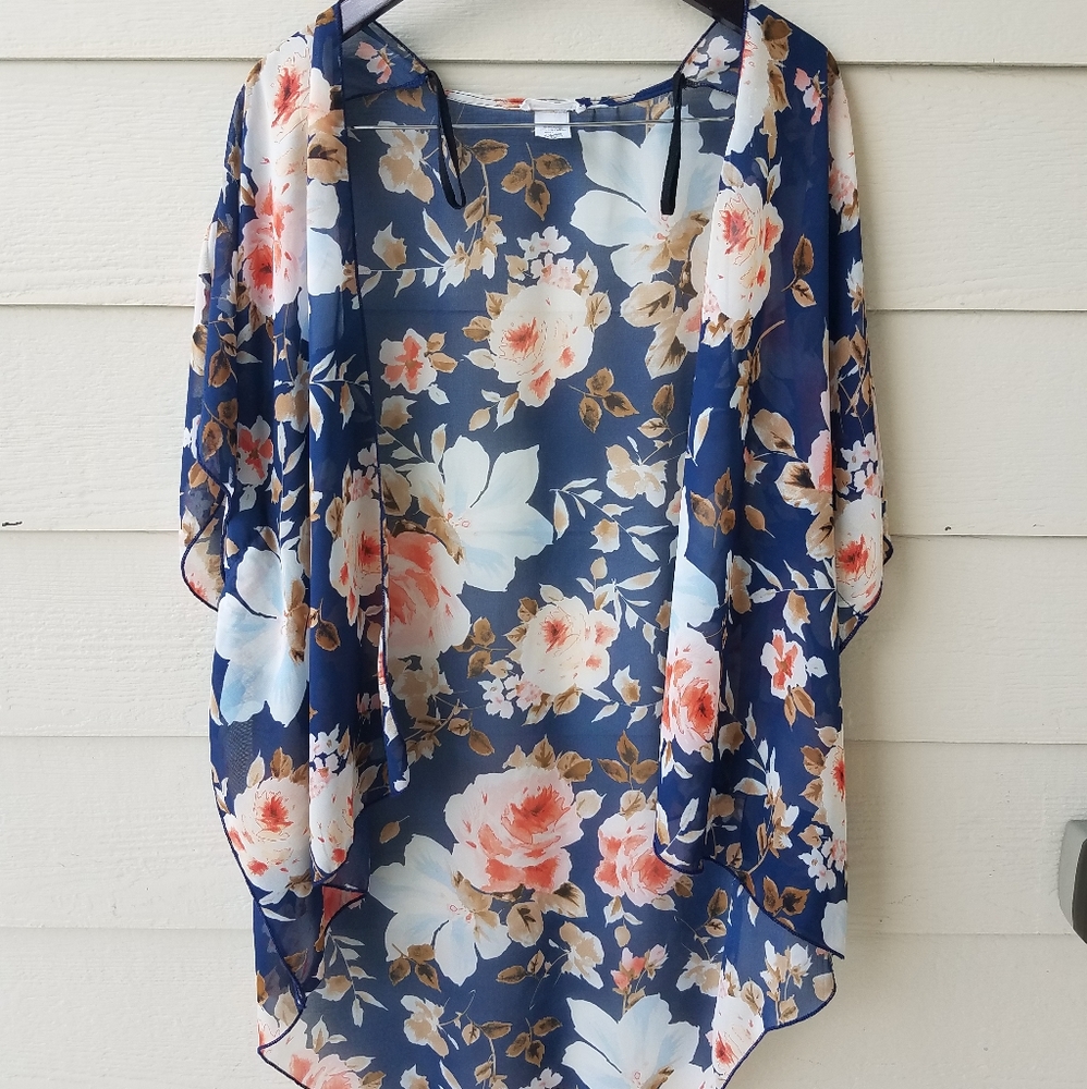XS Emory Park Caley Open Kimono